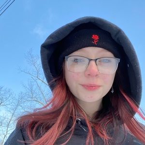 Meet your Posher, Caroline